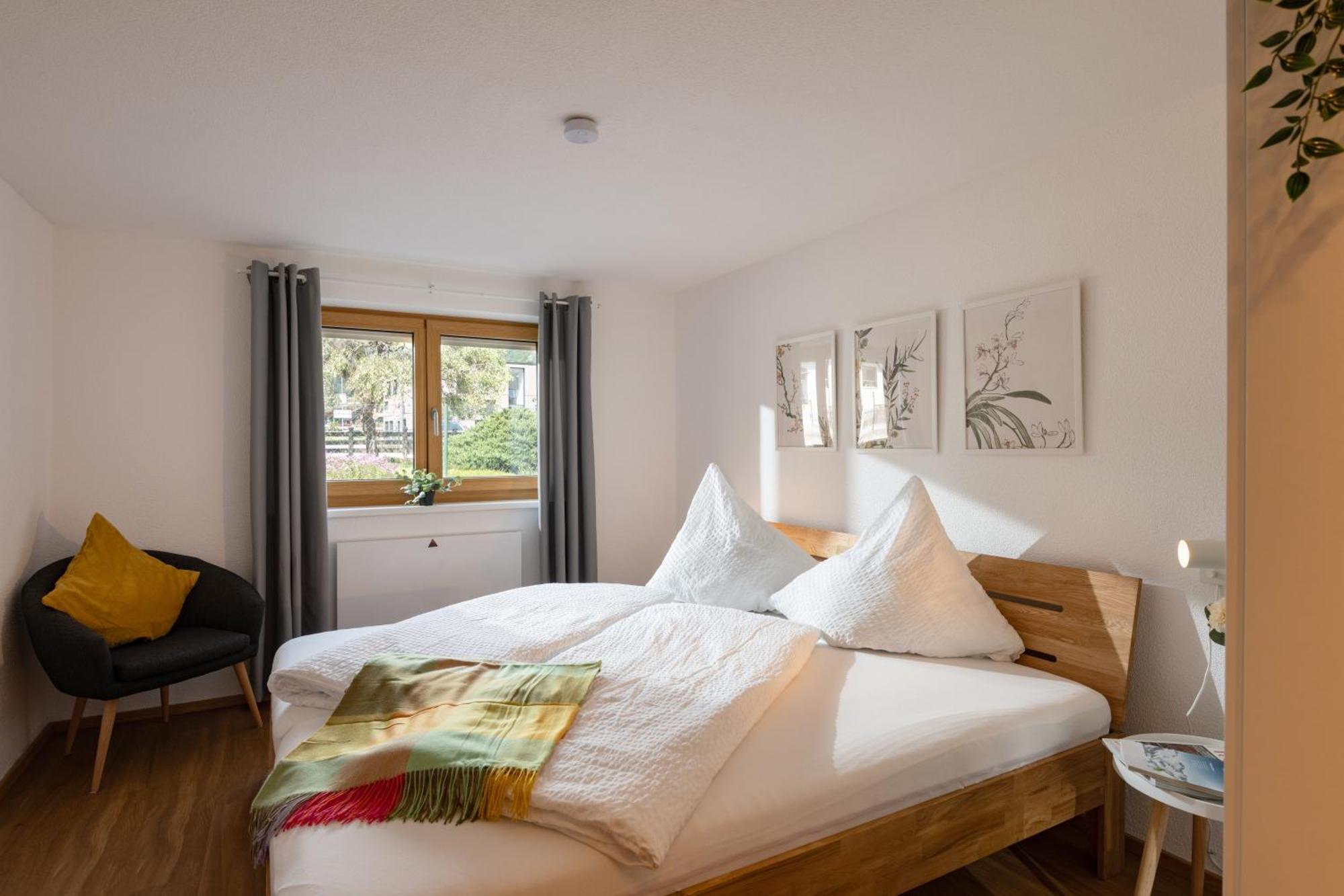 Modernes Apartment - 3 Schlafzimmer - 2 Kostenlose Parkplaetze Fügen Kültér fotó
